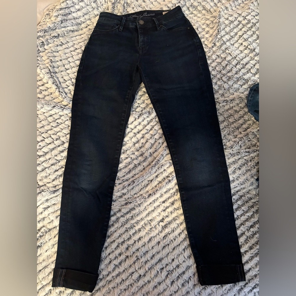 Black mid rise skinny jeans